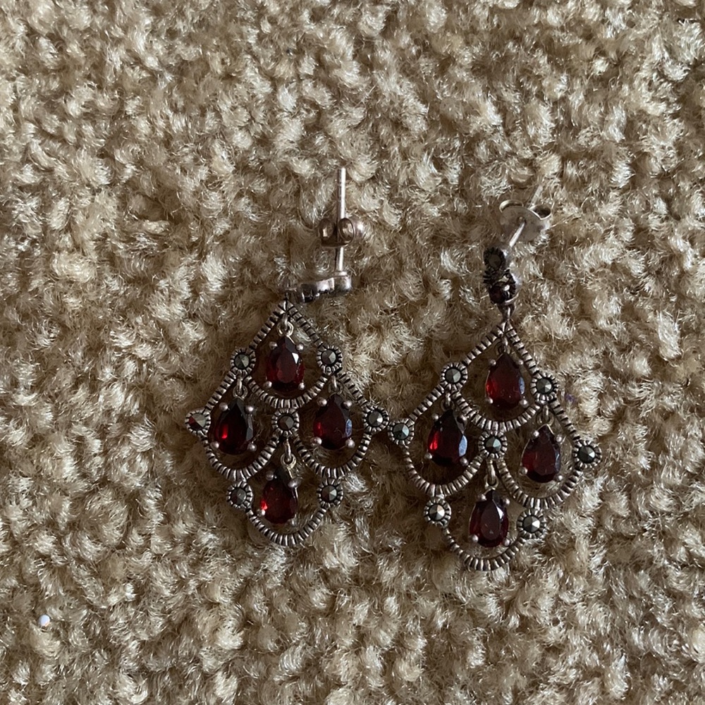 Chandelier marquisate sterling silver garnet earrings